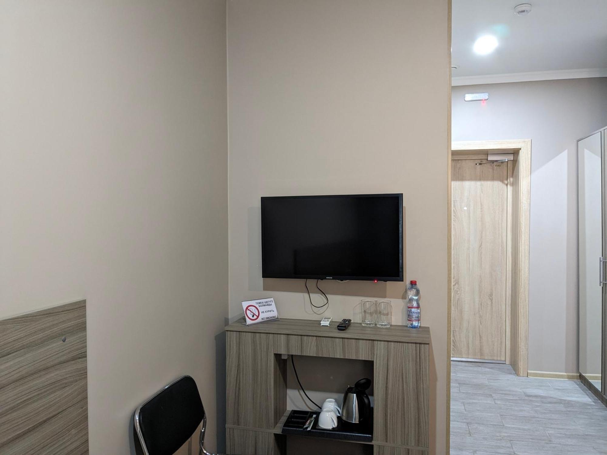 Victoria Hotel أورالسك المظهر الخارجي الصورة