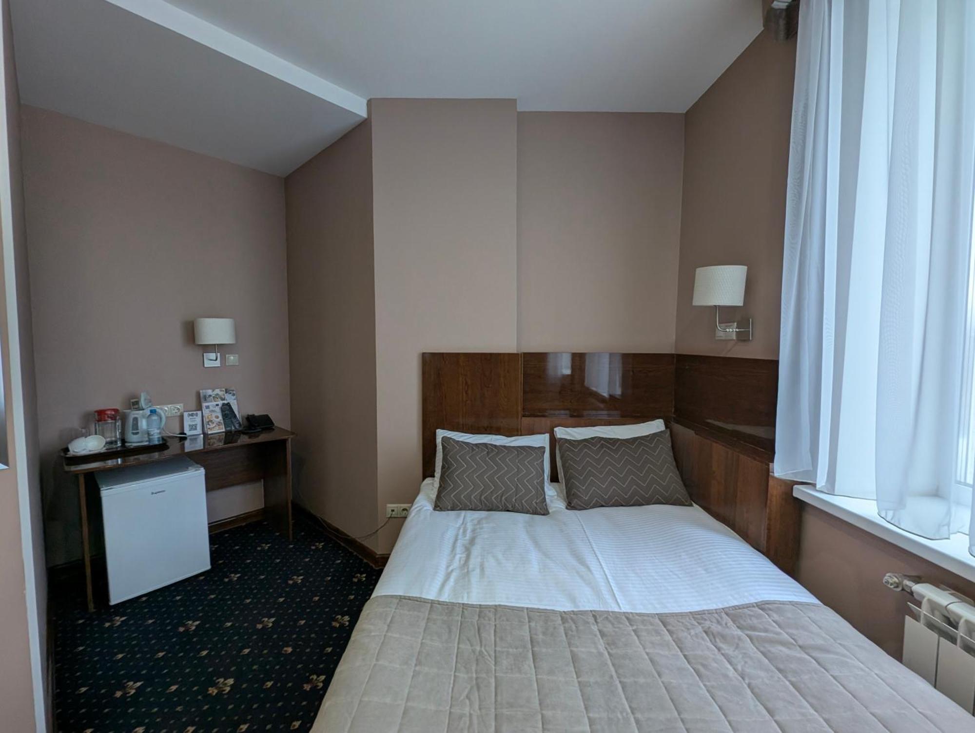 Victoria Hotel أورالسك المظهر الخارجي الصورة