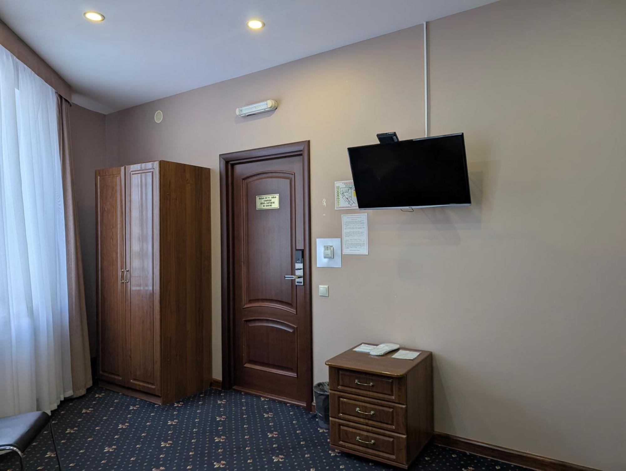 Victoria Hotel أورالسك المظهر الخارجي الصورة